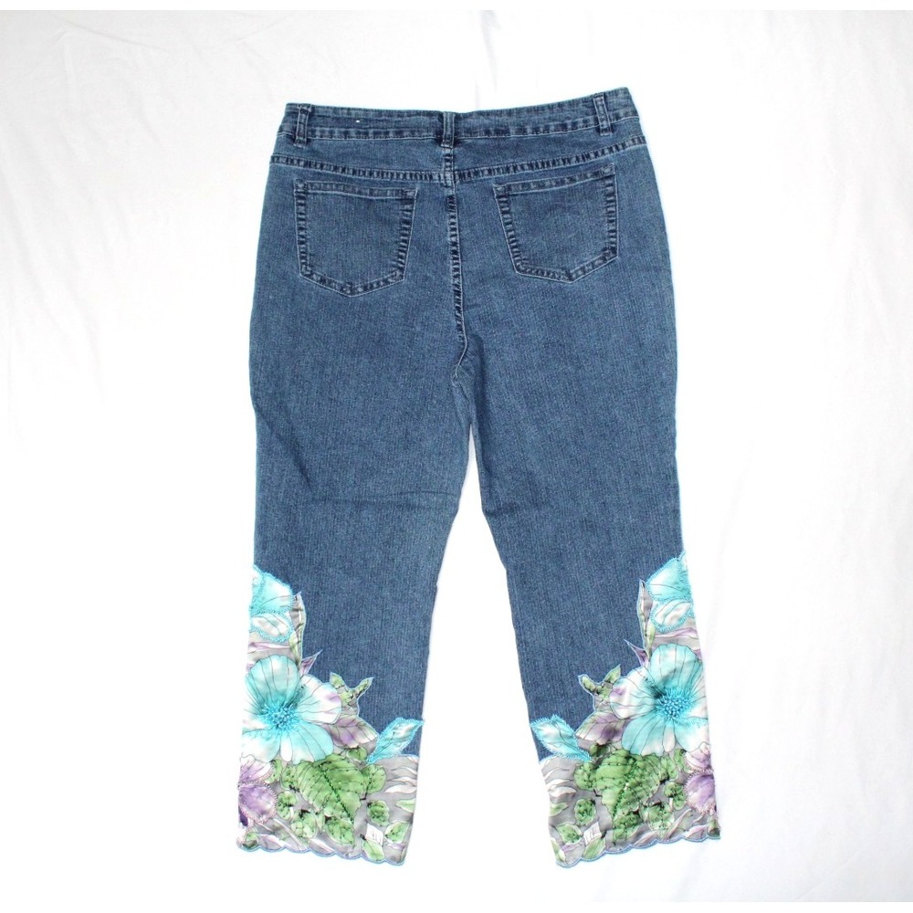 Soft Surroundings Nevaeh Floral Beaded Fairy Cropped Denim Jeans Pants Women 10P - Picture 3 of 15